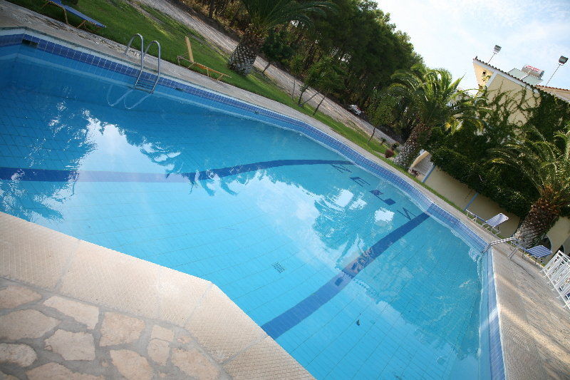 Zeus Hotel Ireo  Ngoại thất bức ảnh